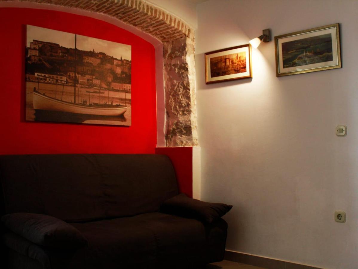 Apartment Roby Врсар Екстер'єр фото